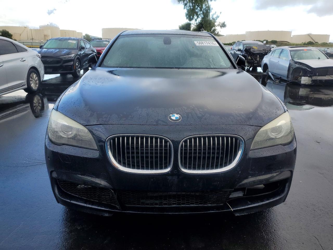2011 BMW 7 series VIN WBAKA8C5XBCY36599 photo 5