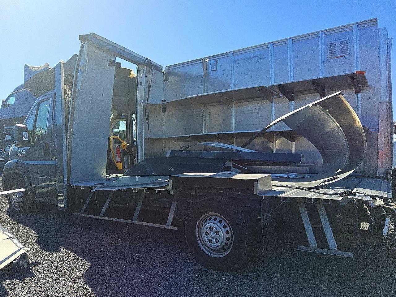 2022 Ram Promaster VIN 3C7WRVMG5NE136744 photo 2