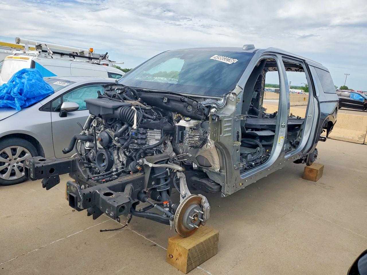 2025 GMC Yukon VIN 1GKS2JRL2SR232186 photo 1