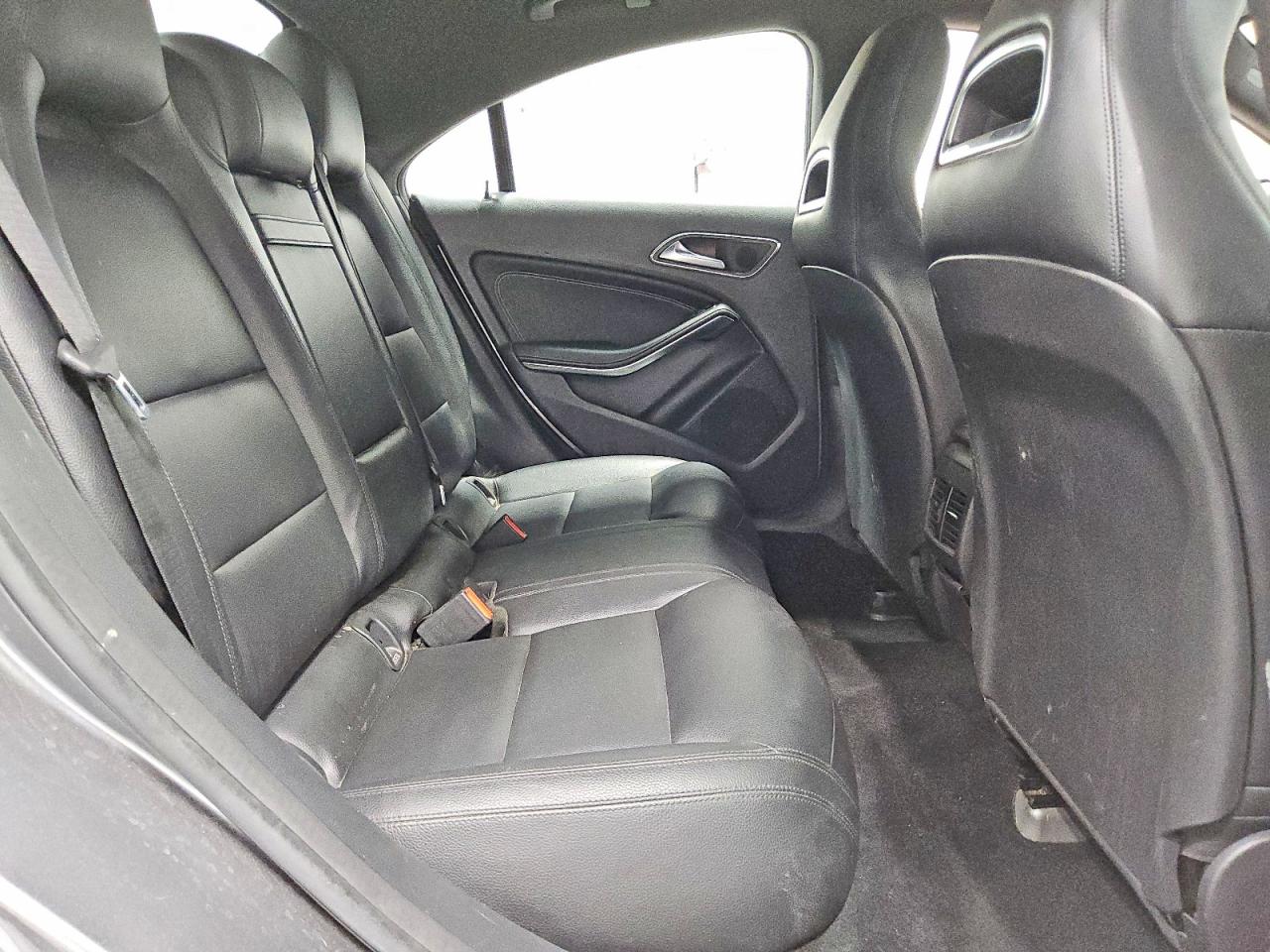 2015 Mercedes-Benz Cla-class VIN WDDSJ4GB9FN172856 photo 10