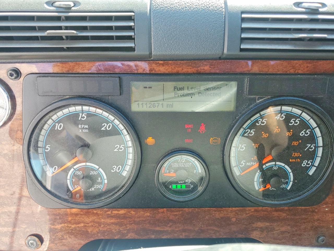 2014 FREIGHTLINER All other VIN 3AKJGLD55ESFH3338 photo 8