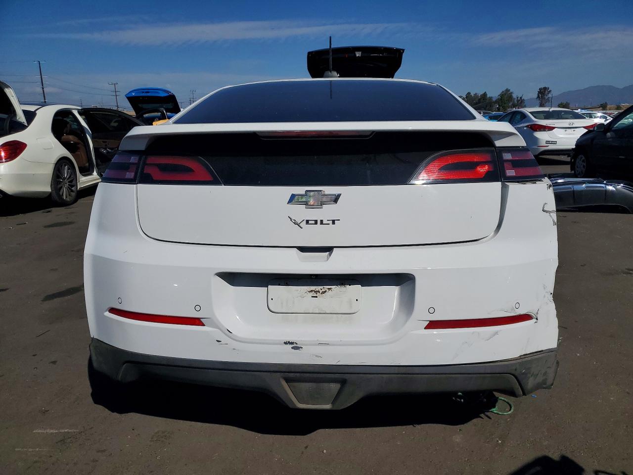 2015 CHEV Volt VIN 1G1RC6E46FU134972 photo 6