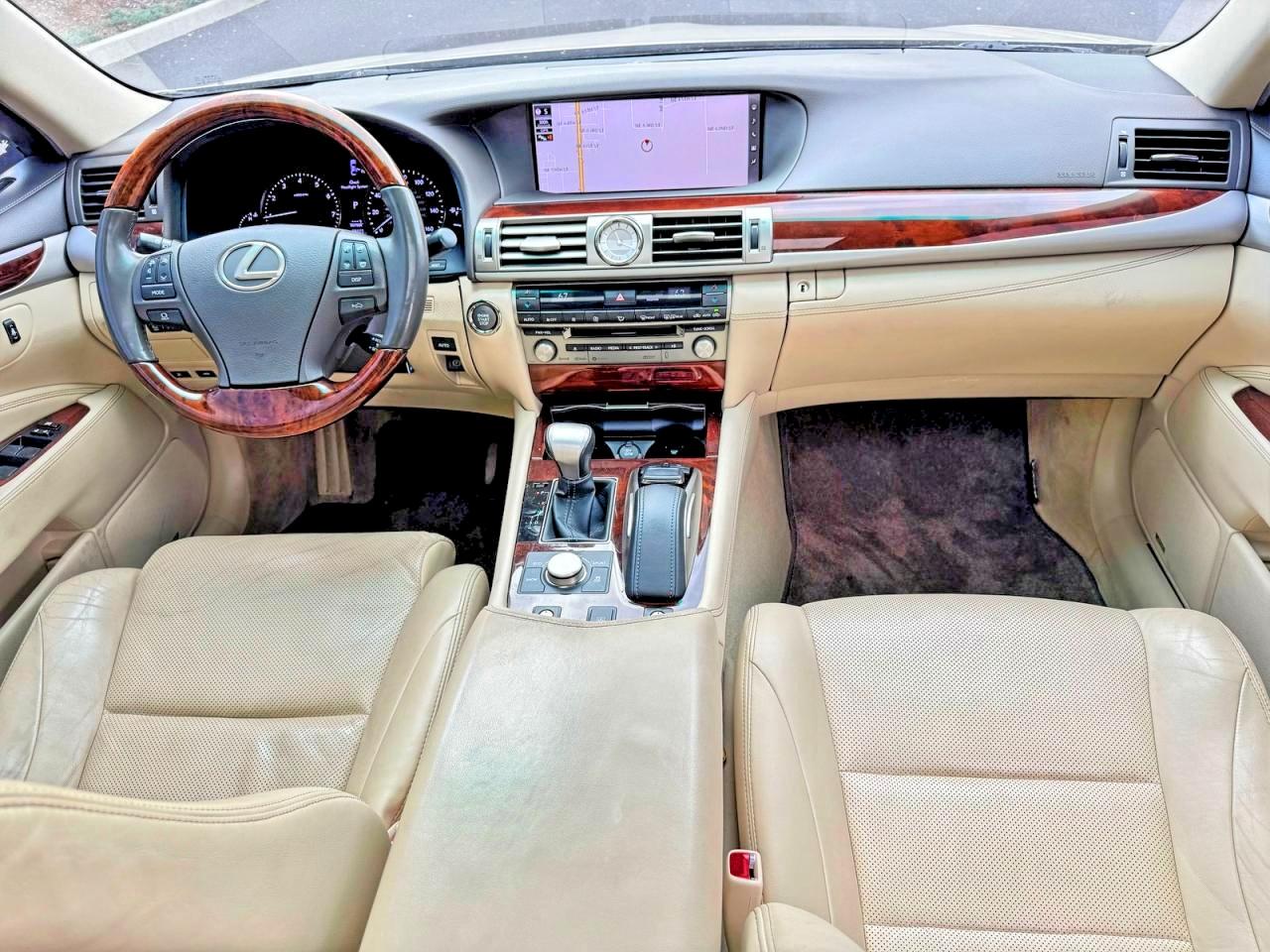 2017 Lexus Ls500 VIN JTHBL5EF2H5143975 photo 9