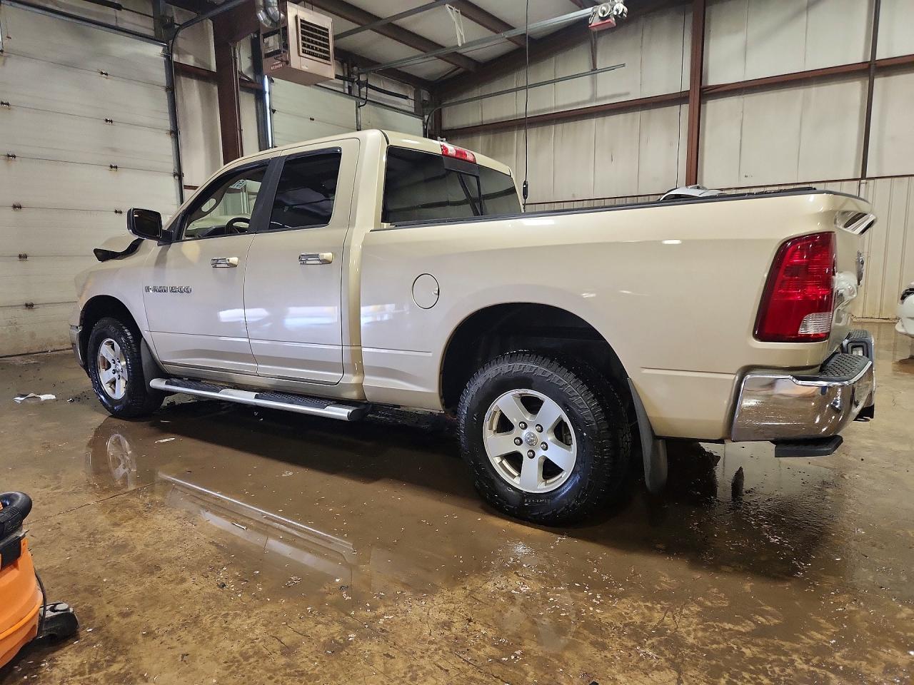 2011 Dodge Ram 1500 VIN 1D7RV1GP9BS503864 photo 2