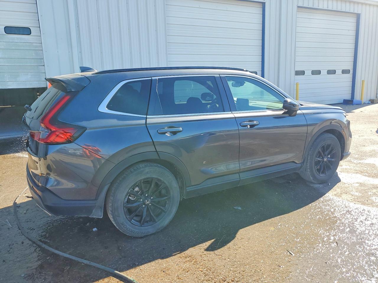 2023 Honda Crv VIN 7FARS5H51PE002063 photo 3