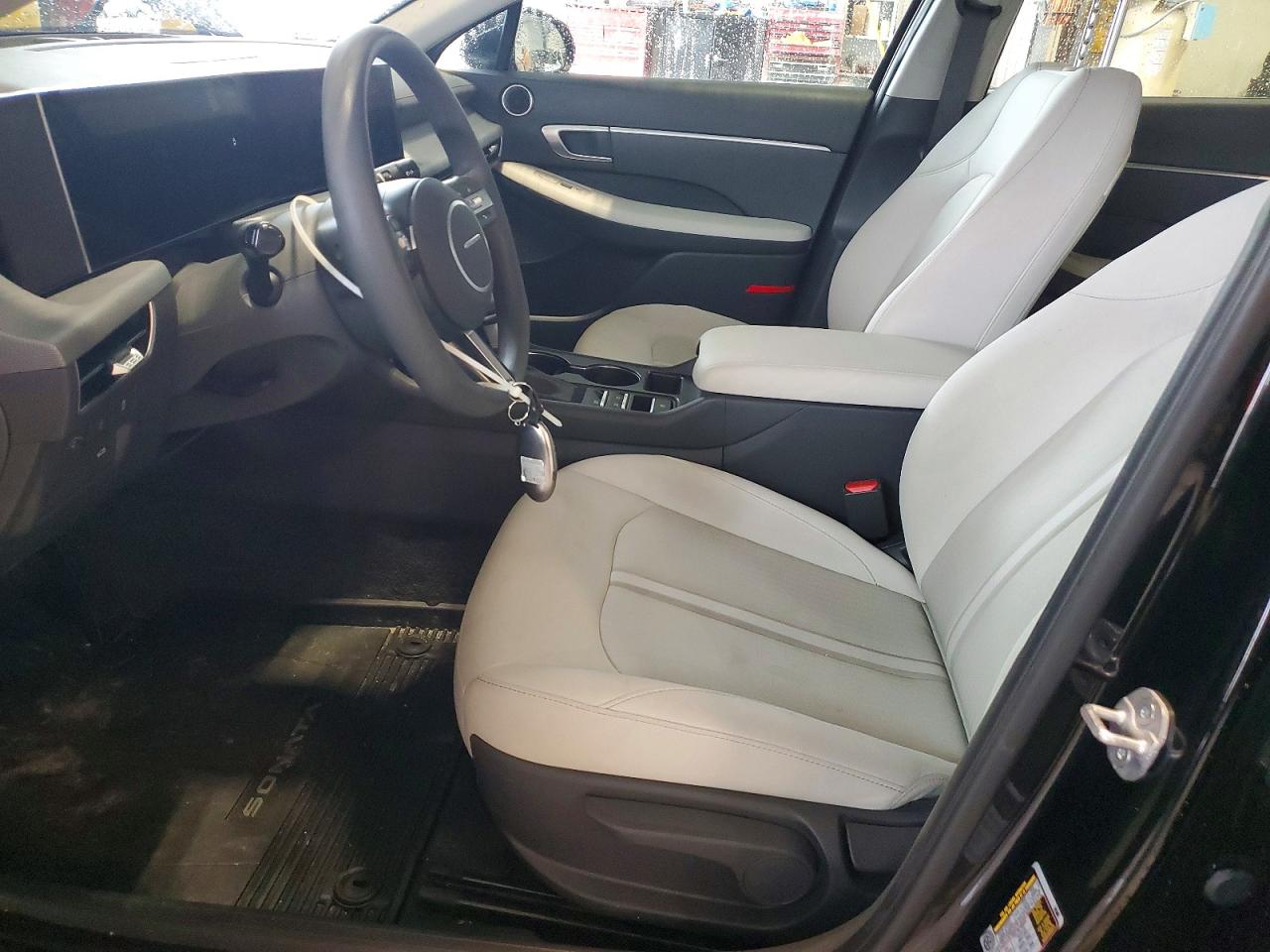 2025 Hyundai Sonata VIN KMHL24JA0SA432957 photo 7