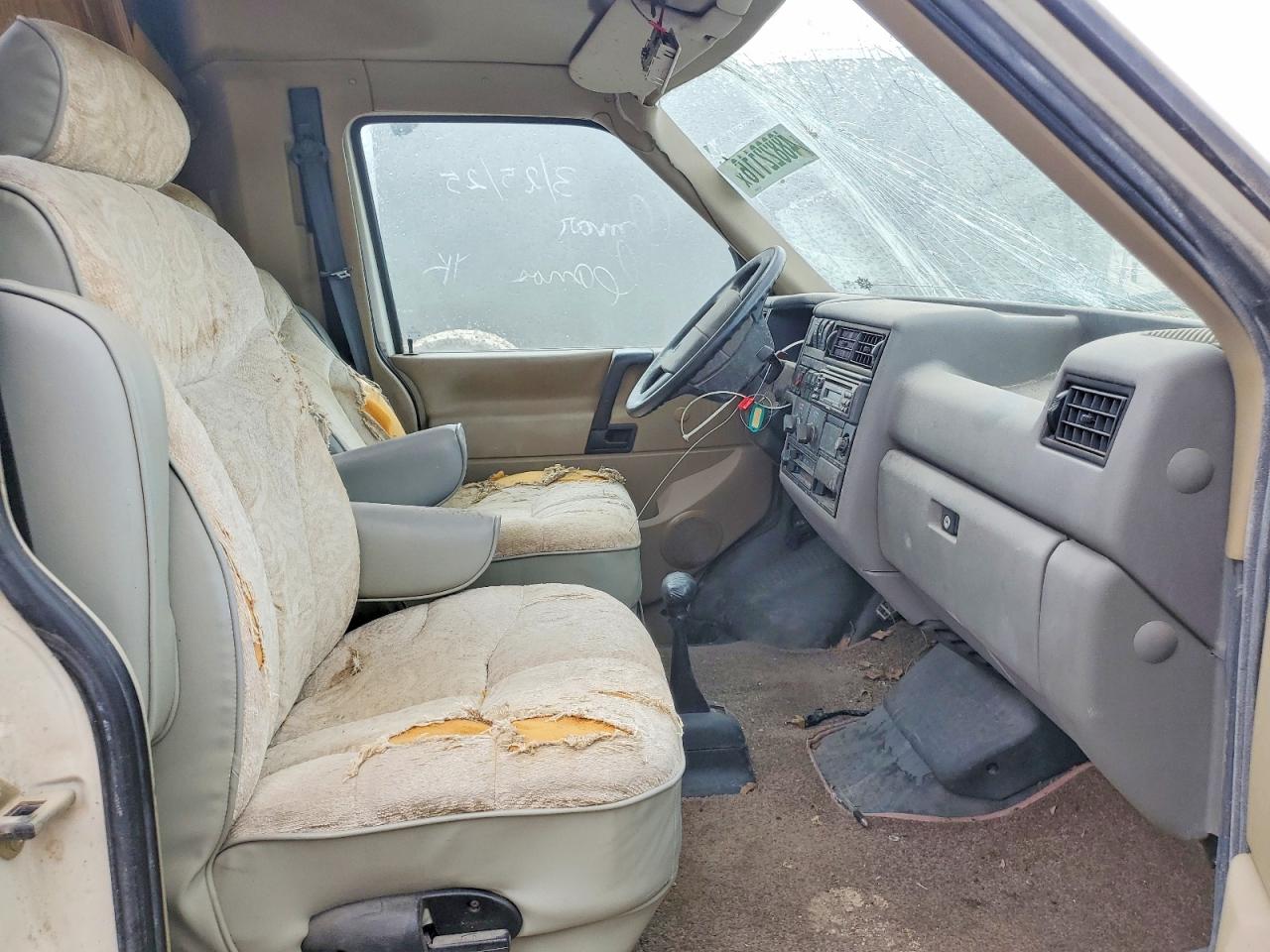 1996 WINNEBAGO All models VIN 1WVAE0709TH033780 photo 5