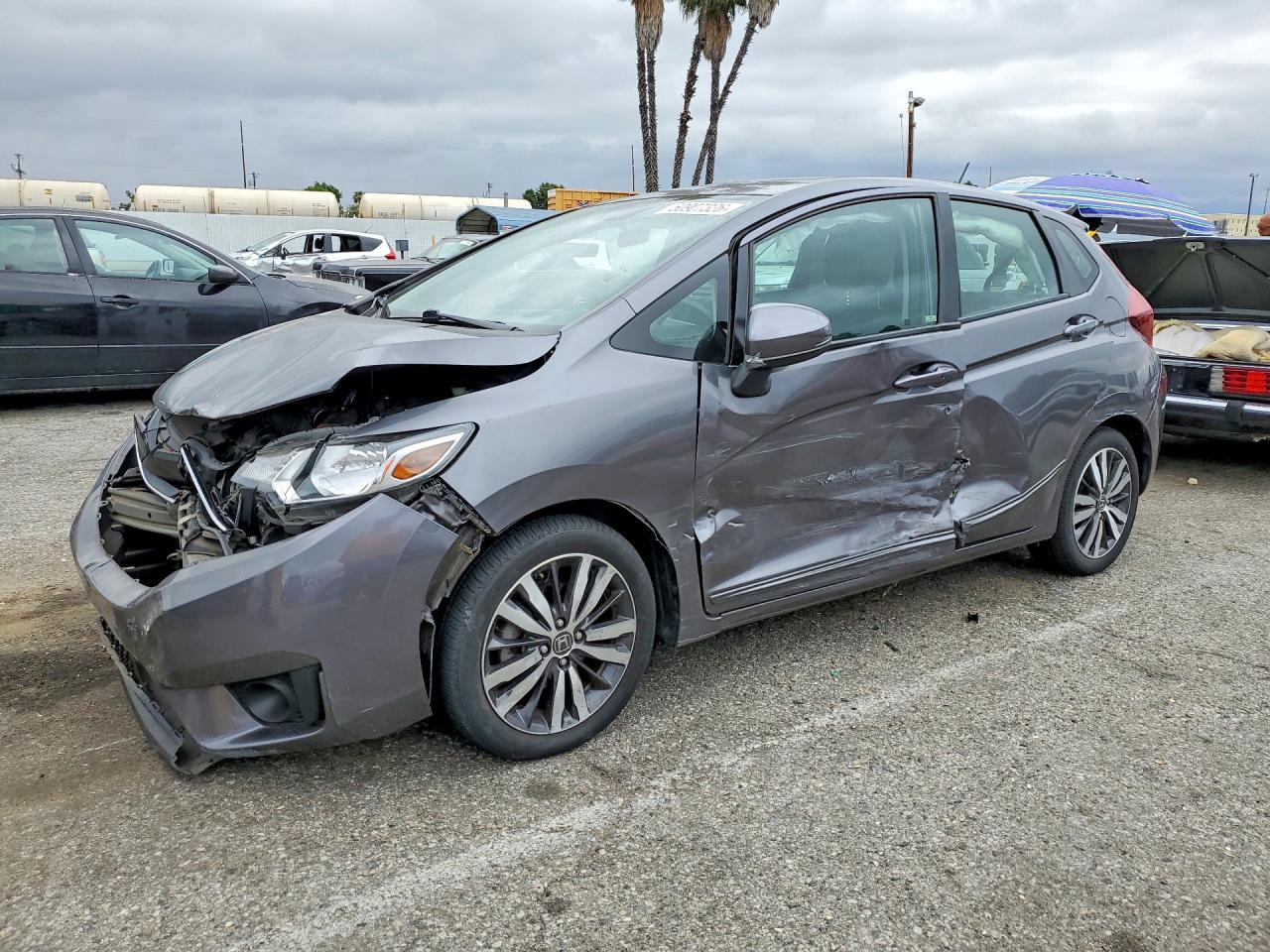 2017 Honda Fit VIN 3HGGK5H89HM710346 photo 1