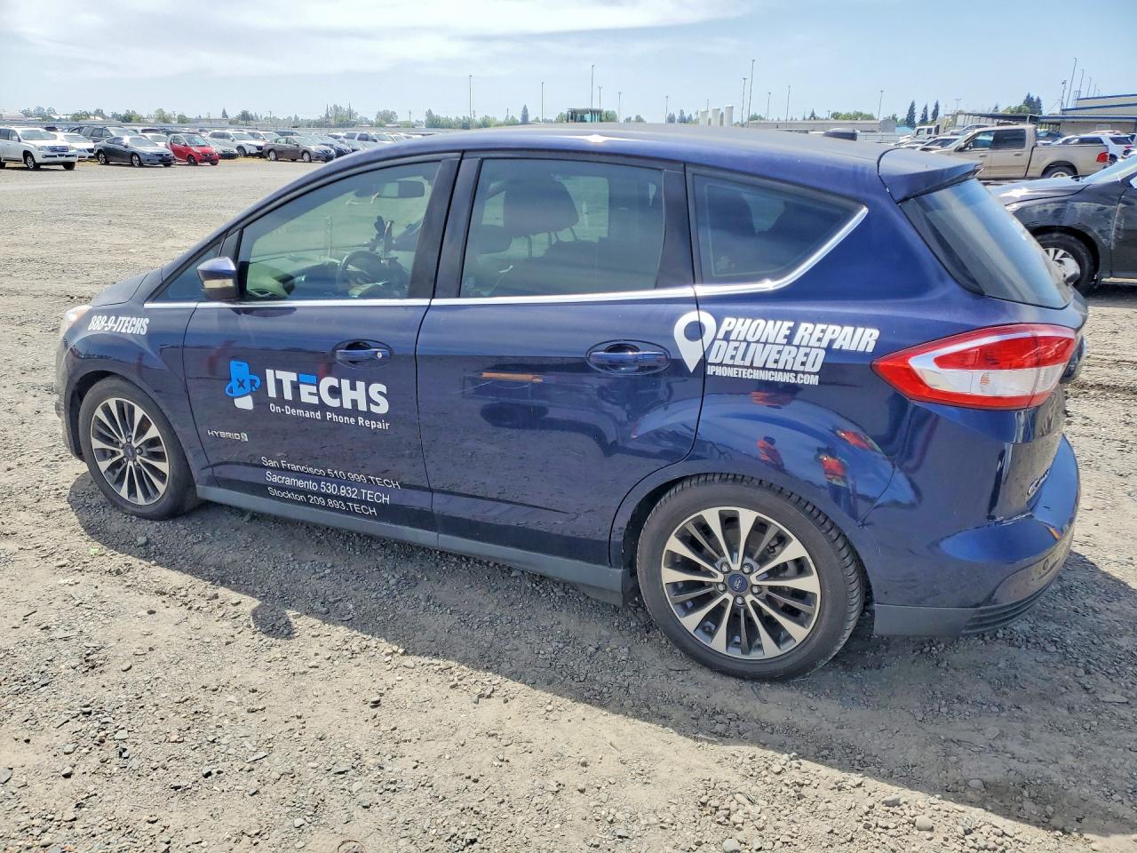 2017 FORD Cmax VIN 1FADP5DU0HL106746 photo 2