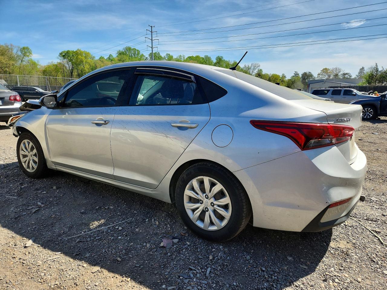 2020 Hyundai Accent VIN 3KPC24A68LE097235 photo 2