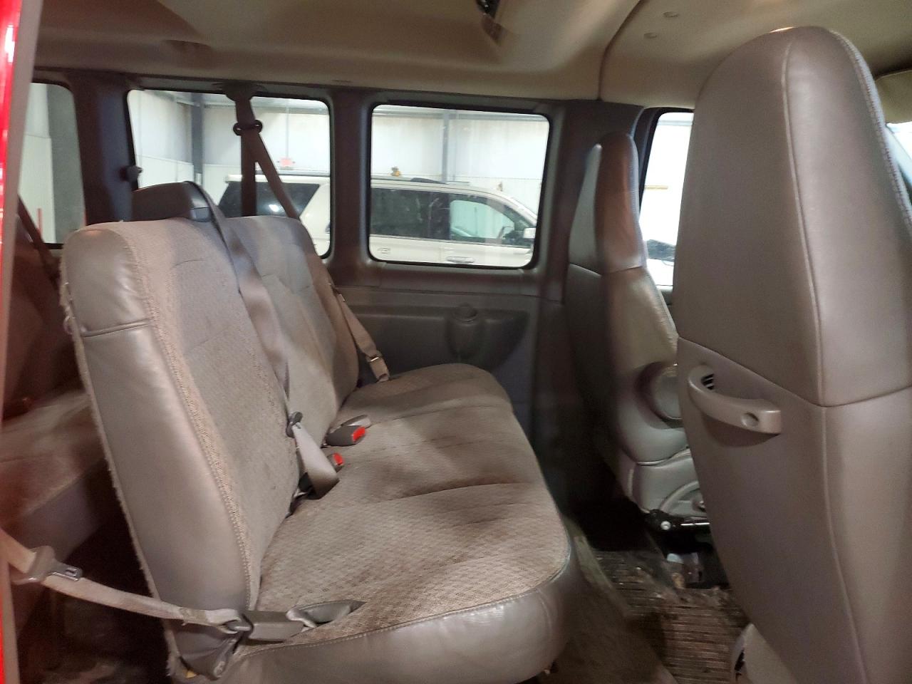 2008 CHEV Express VIN 1GNFG154281117163 photo 11