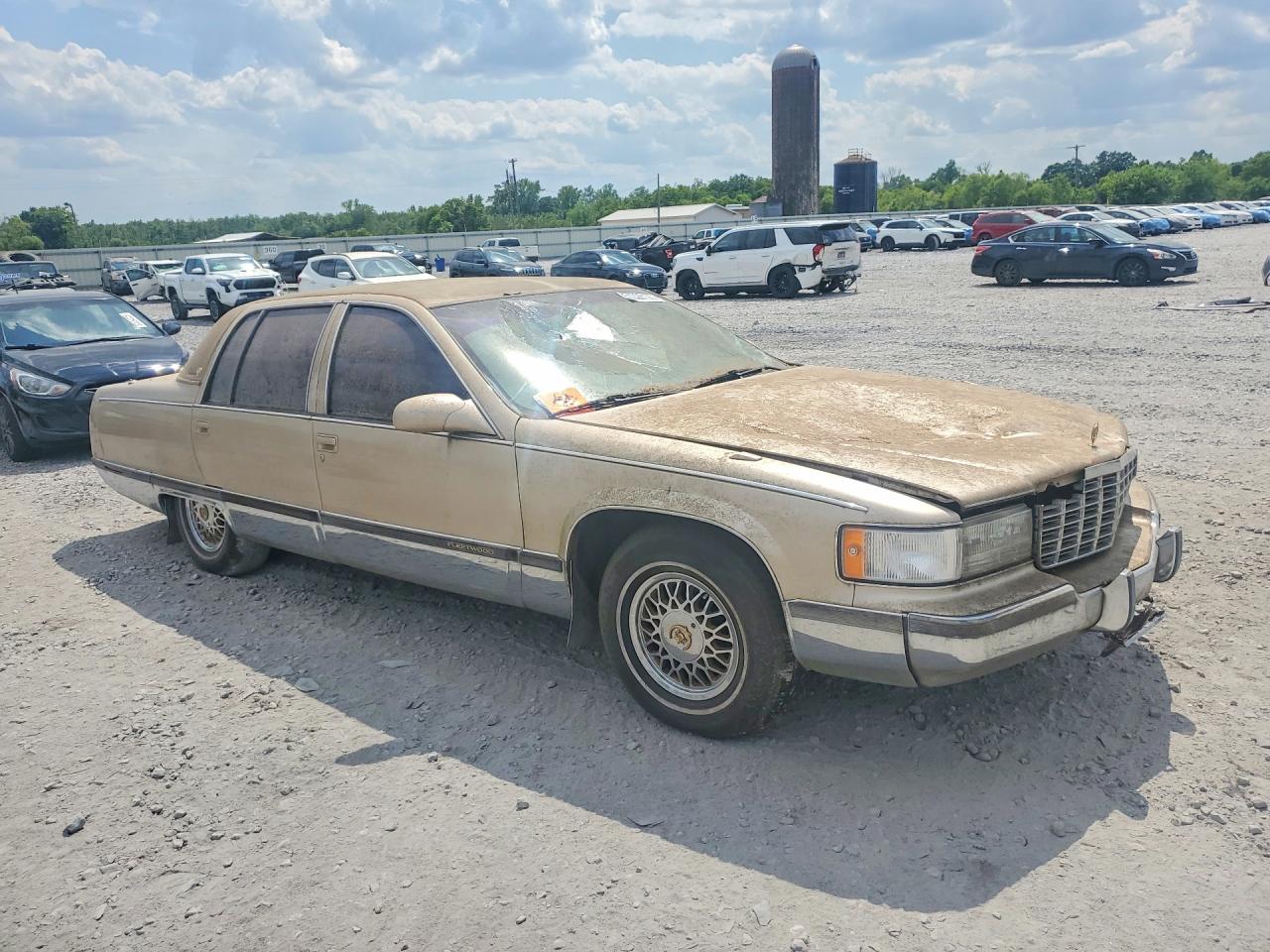 1995 Cadillac Fleetwood VIN 1G6DW52P9SR700575 photo 4