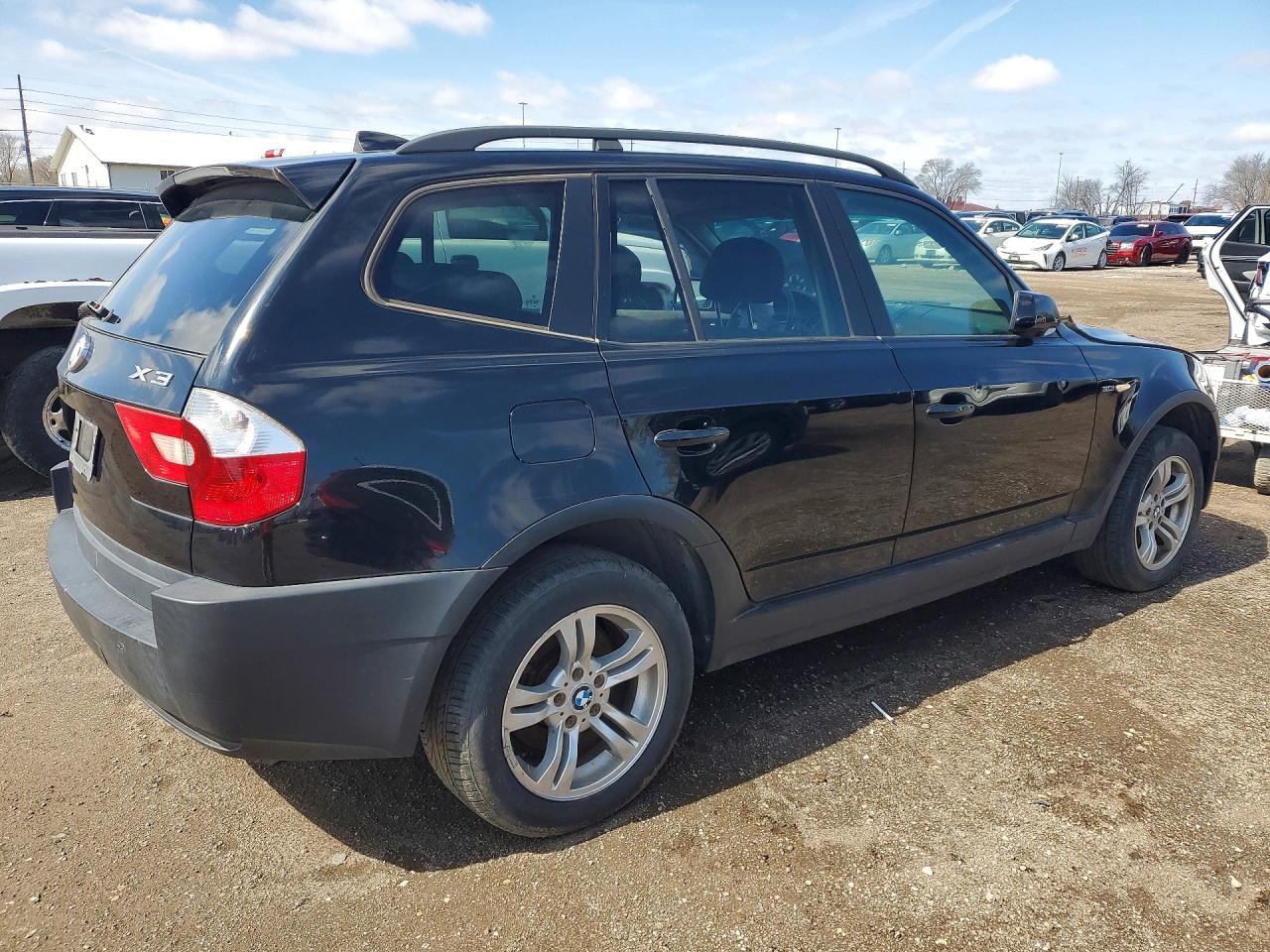 2005 BMW X3 VIN WBXPA93455WD22710 photo 3