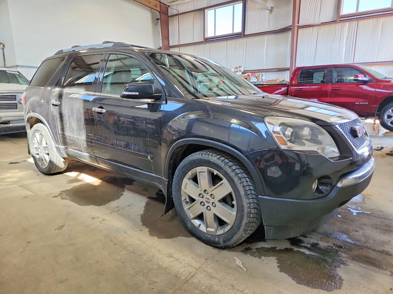 2010 GMC Acadia VIN 1GKLVNED8AJ156388 photo 4