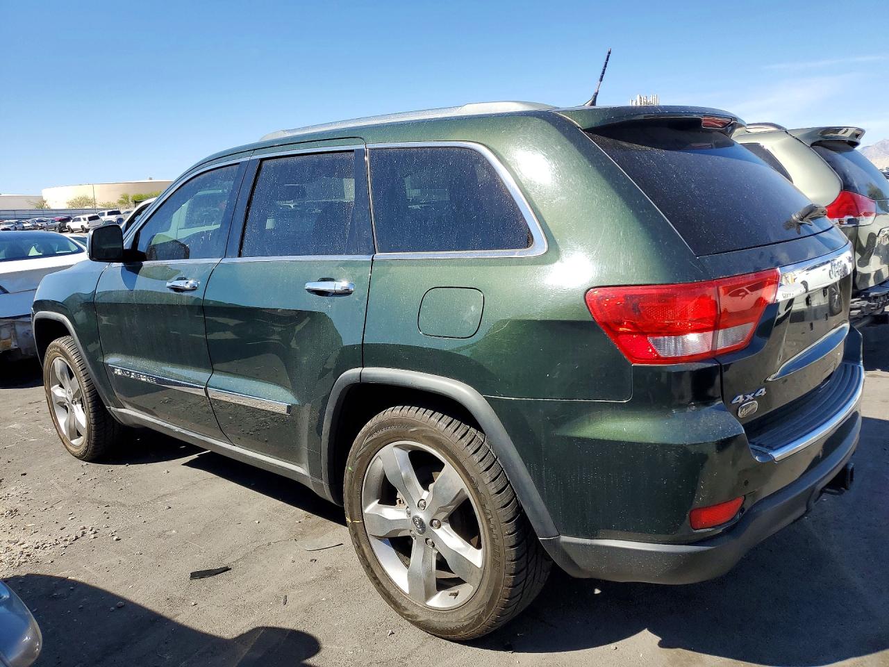2011 Jeep Grand cher VIN 1J4RR6GG4BC605122 photo 2