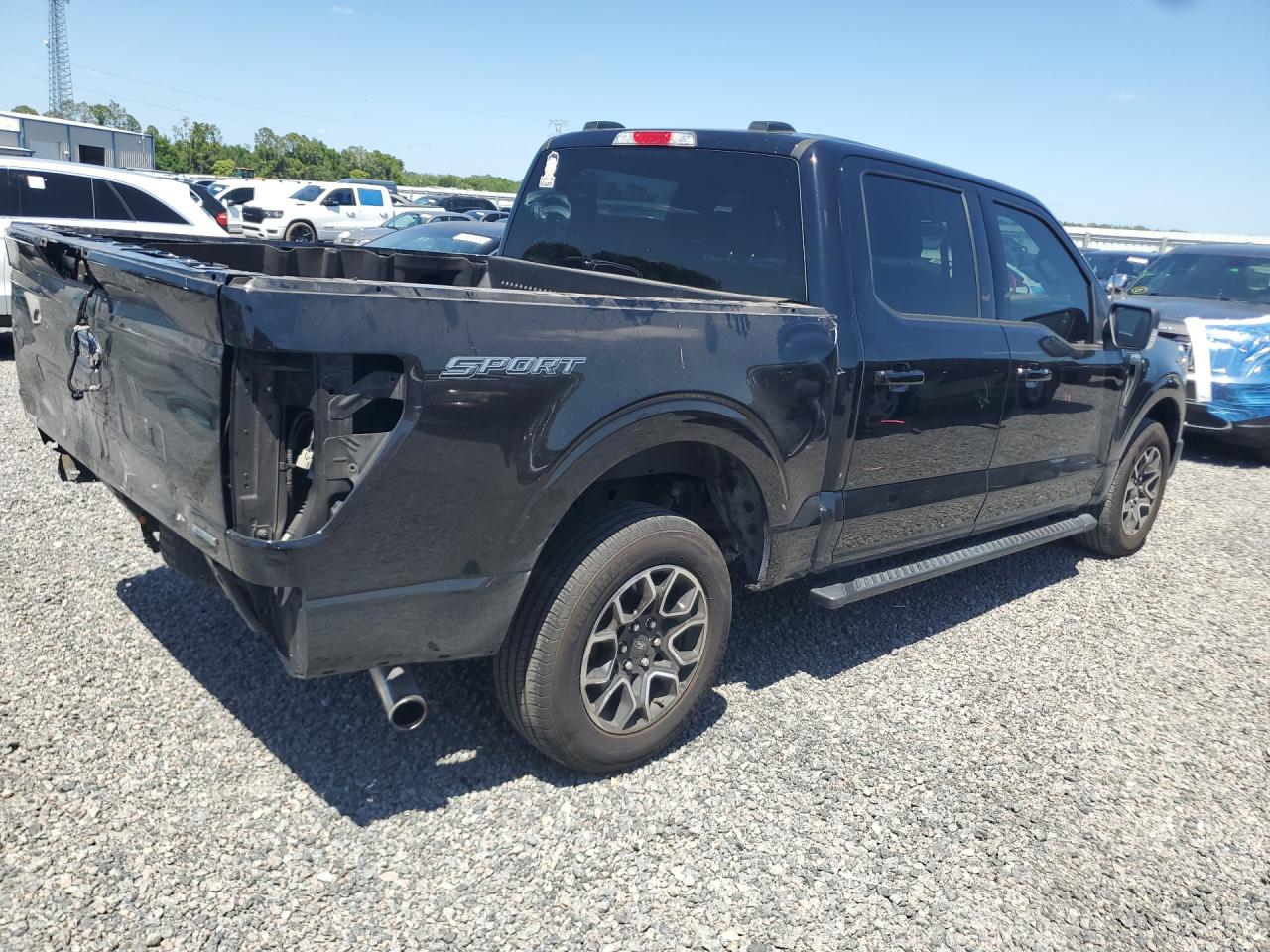 2022 Ford F150 VIN 1FTEW1CP0NFA77989 photo 3
