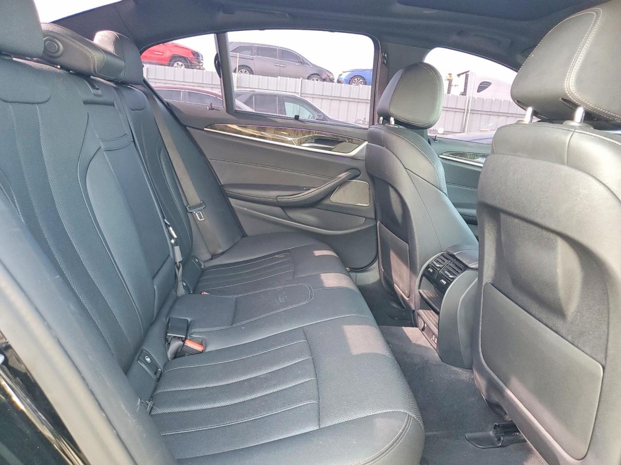2021 BMW 5 series VIN WBA13AG02MCF46245 photo 10
