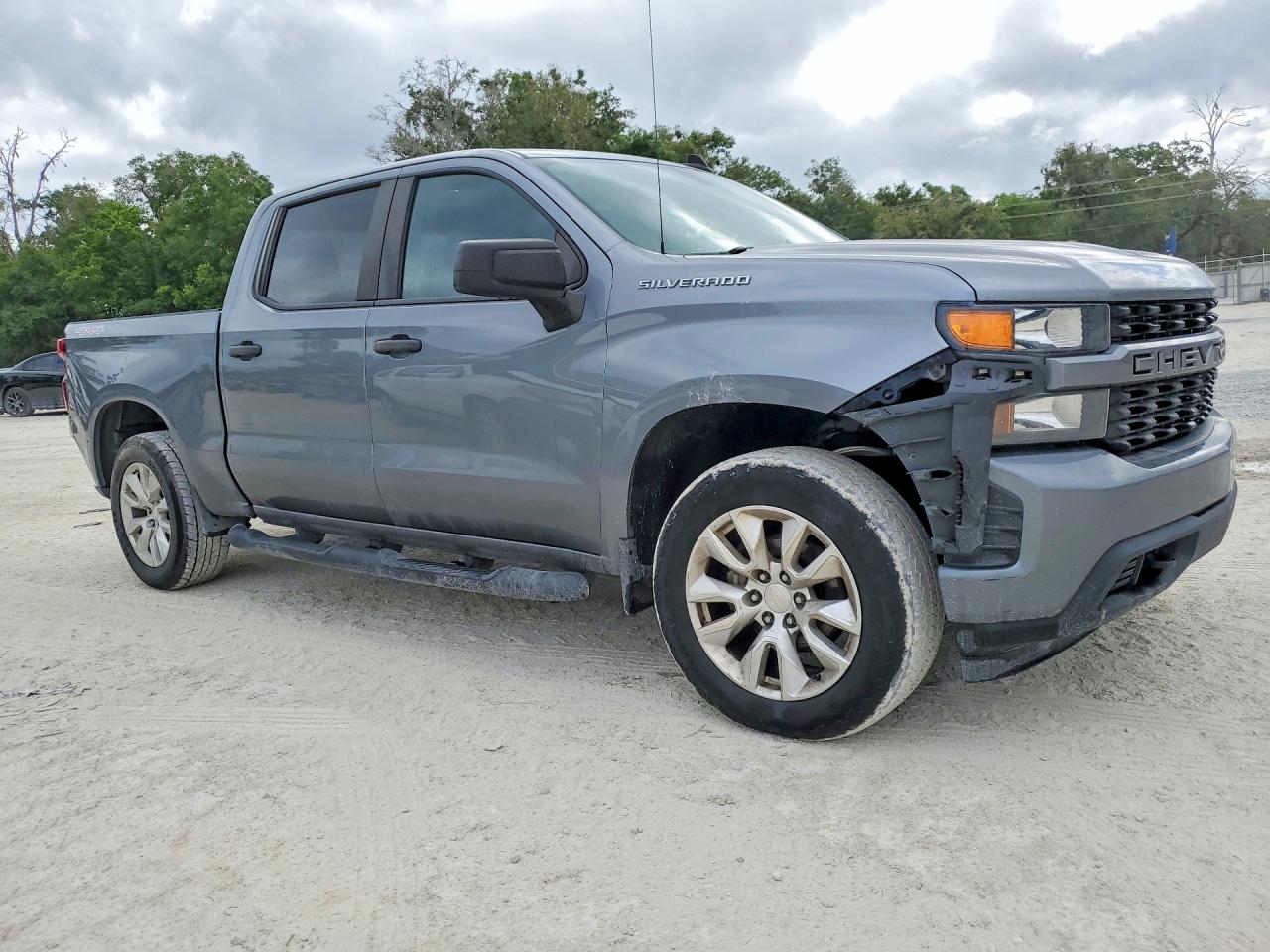 2019 Chevrolet All models VIN 1GCUYBEF8KZ259725 photo 4