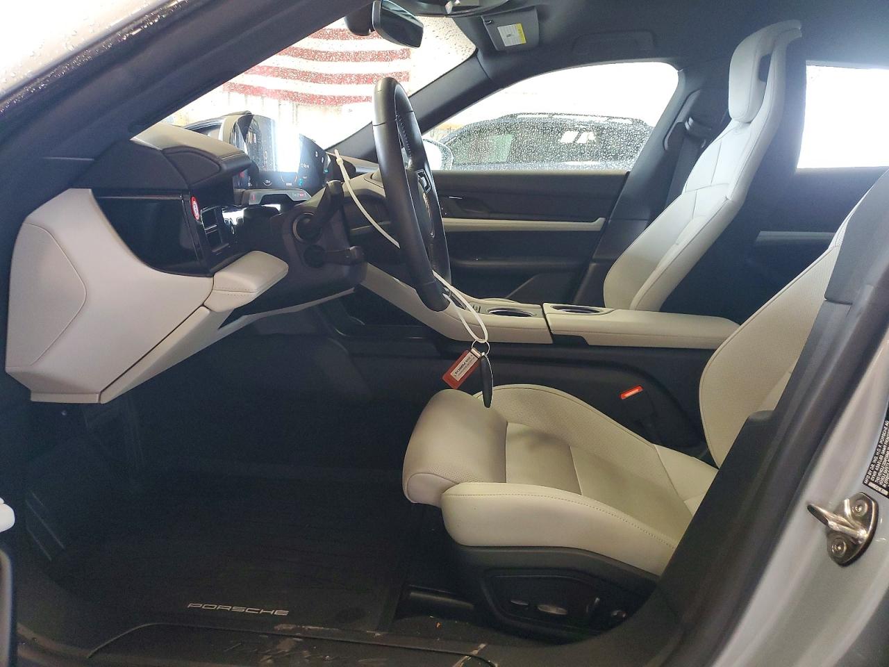 2022 Porsche Taycan VIN WP0BA2Y18NSA67149 photo 7