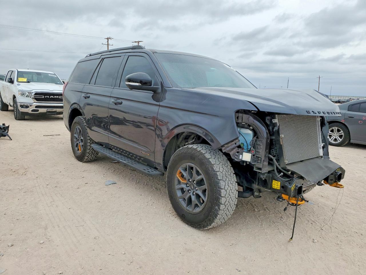 2026 Ford Expedition VIN 1FMJU1RG4TEA03145 photo 4