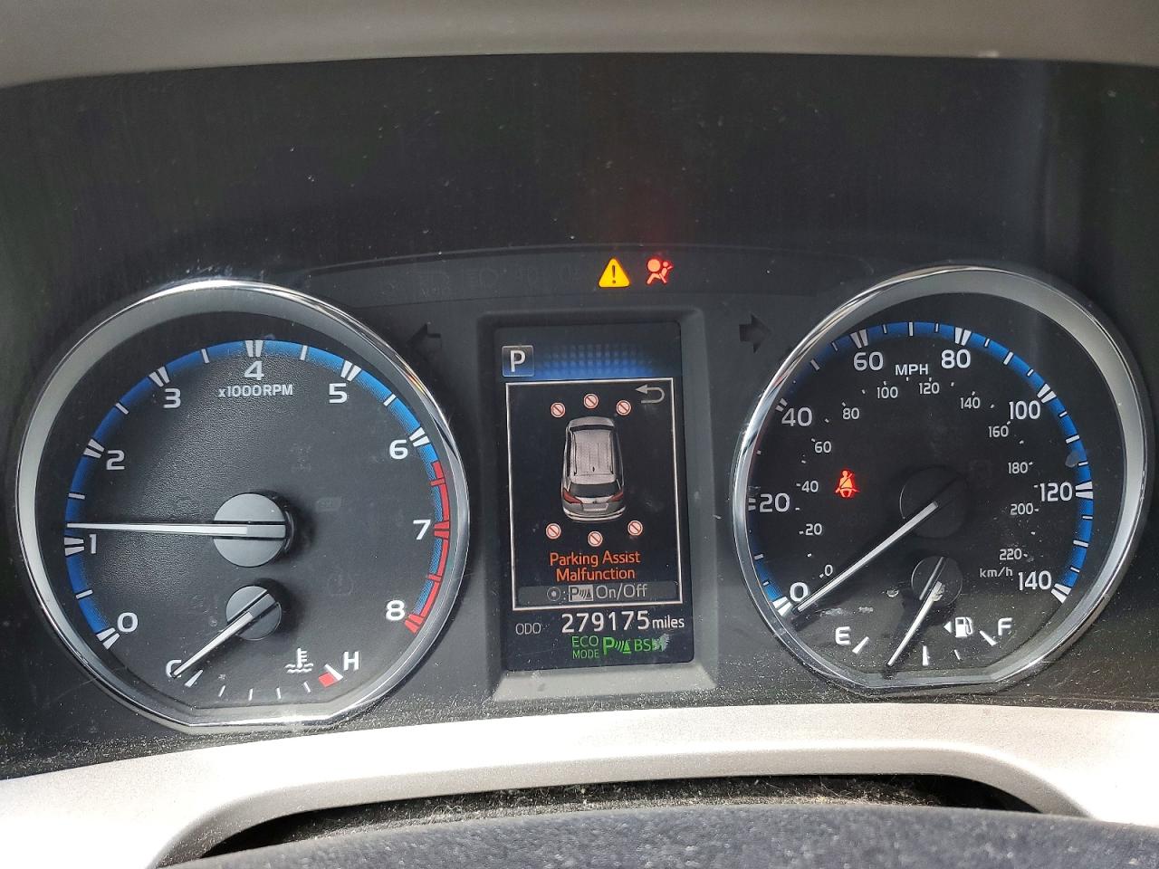 2017 TOYOTA Rav4 VIN 2T3DFREV7HW607707 photo 9