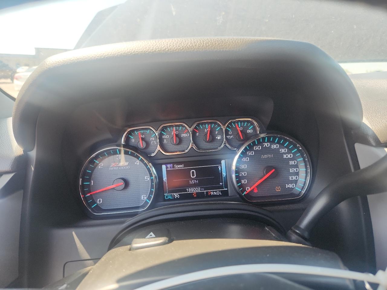 2018 Chevrolet Tahoe VIN 1GNSKBKC4JR278104 photo 9
