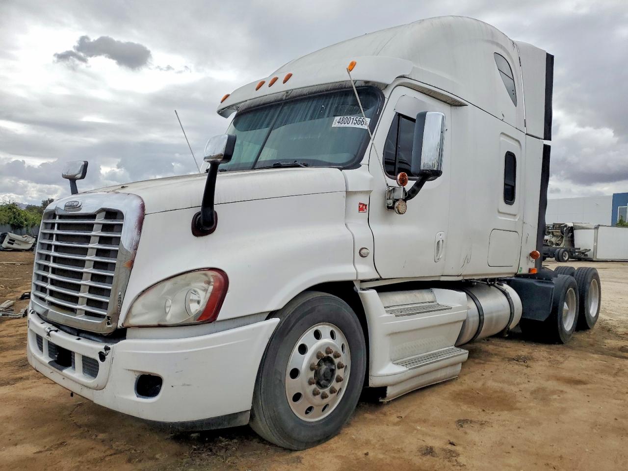 2014 FREIGHTLINER All other VIN 3AKJGLD63ESFS2398 photo 2