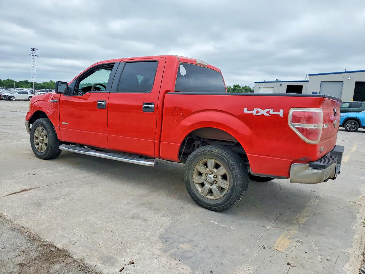 2011 Ford F150 VIN 1FTFW1ETXBFC27178 photo 2