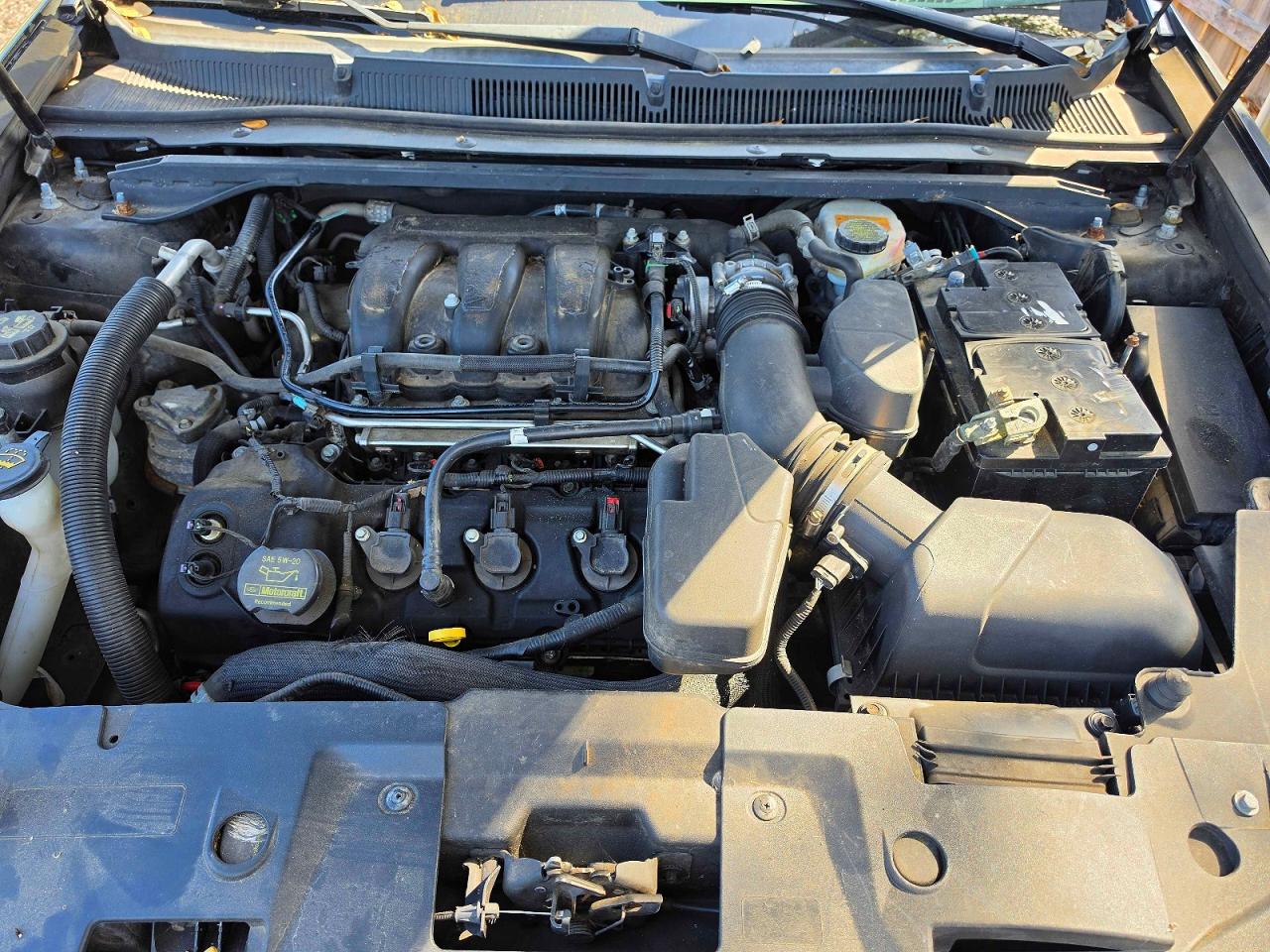 2014 Lincoln Mks VIN 1LNHL9DK1EG604287 photo 7