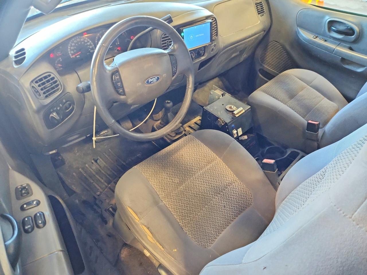 2004 Ford F150 VIN 2FTRF18W84CA63429 photo 8