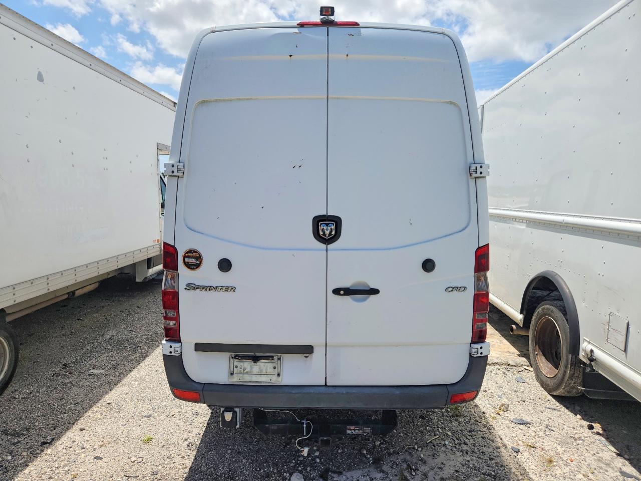 2007 Dodge Sprinter VIN WD0PF445X75196883 photo 6