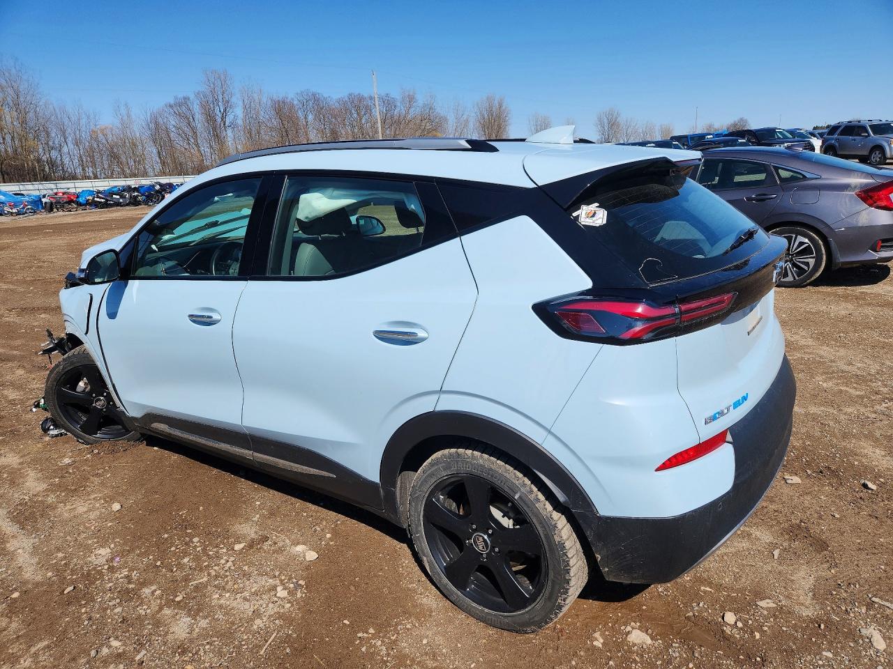 2022 Chevrolet Bolt VIN 1G1FZ6S01N4117739 photo 2