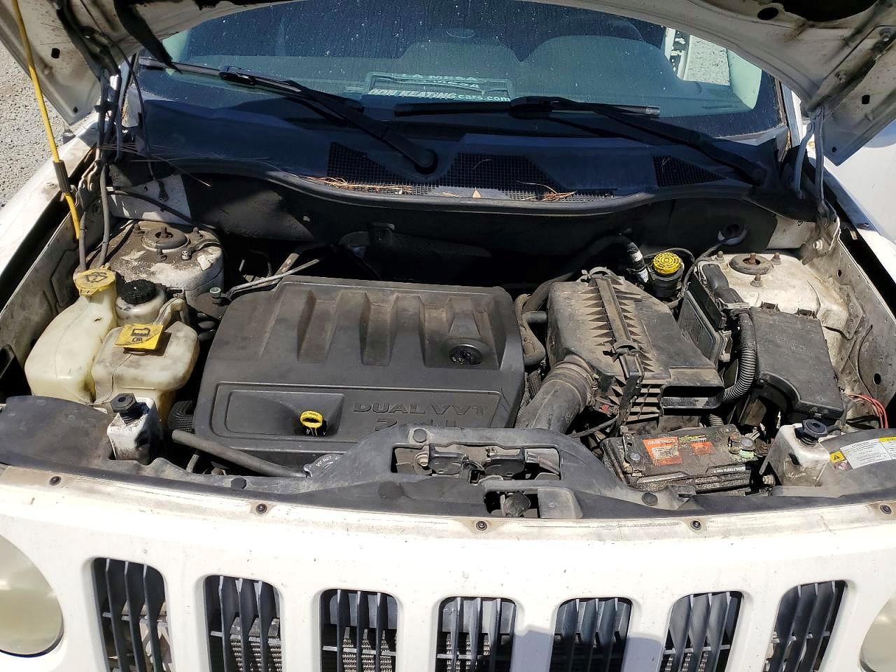 2010 Jeep Patriot VIN 1J4NT2GB3AD617655 photo 12