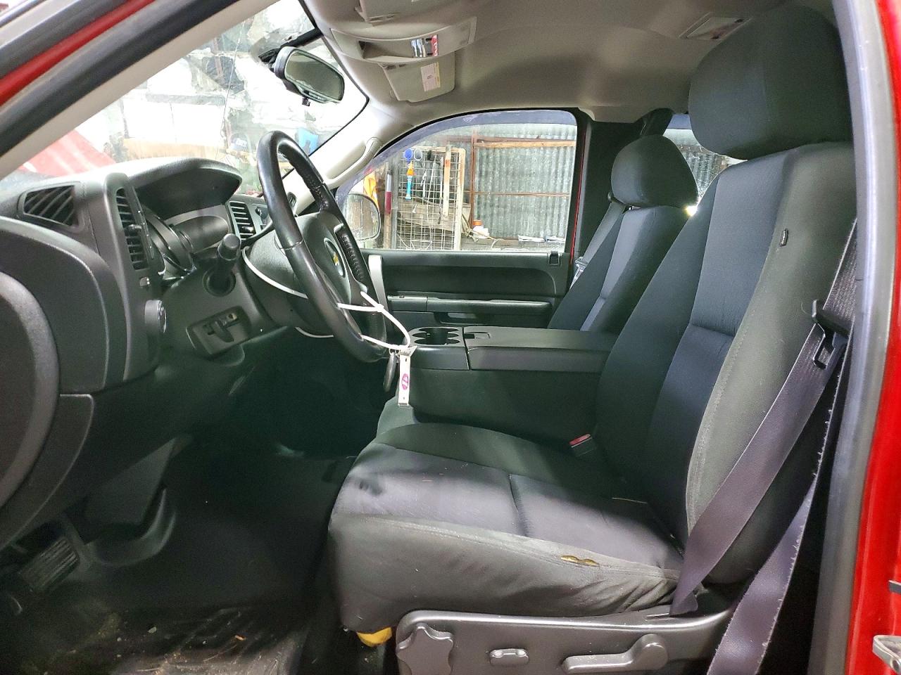2011 Chevrolet Silverado VIN 1GCRKSE38BZ202552 photo 7