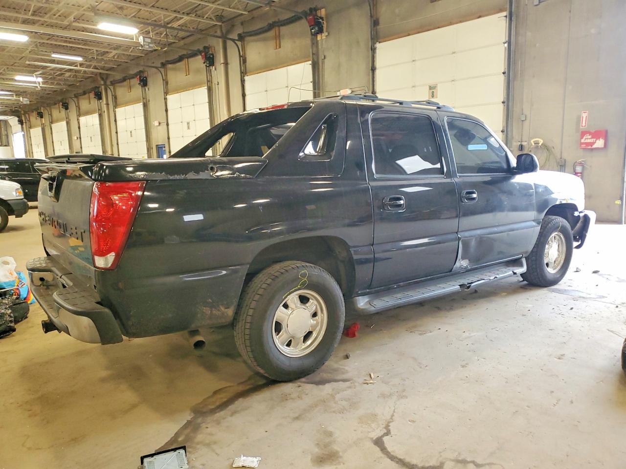 2006 Chevrolet Avalanche VIN 3GNEC12Z06G110718 photo 3