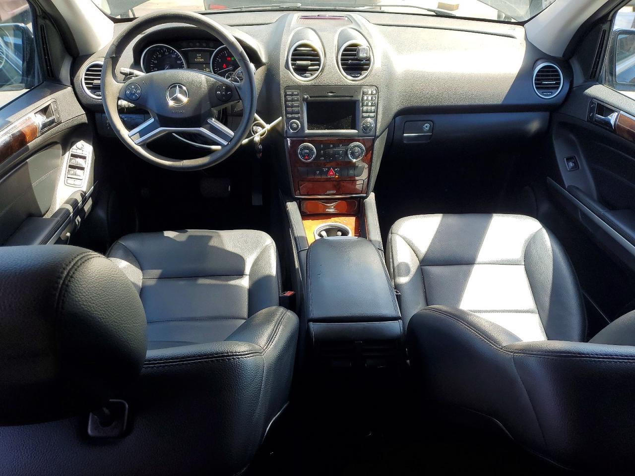 2010 Mercedes-Benz M-class VIN 4JGBB8GB8AA572854 photo 8