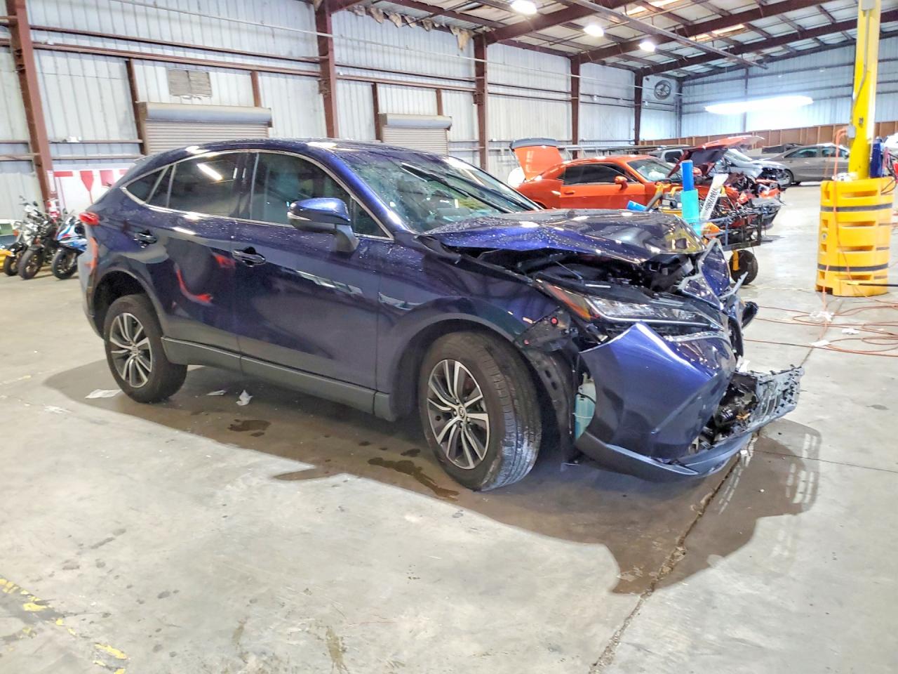 2022 Toyota Venza VIN JTEAAAAH5NJ095938 photo 4
