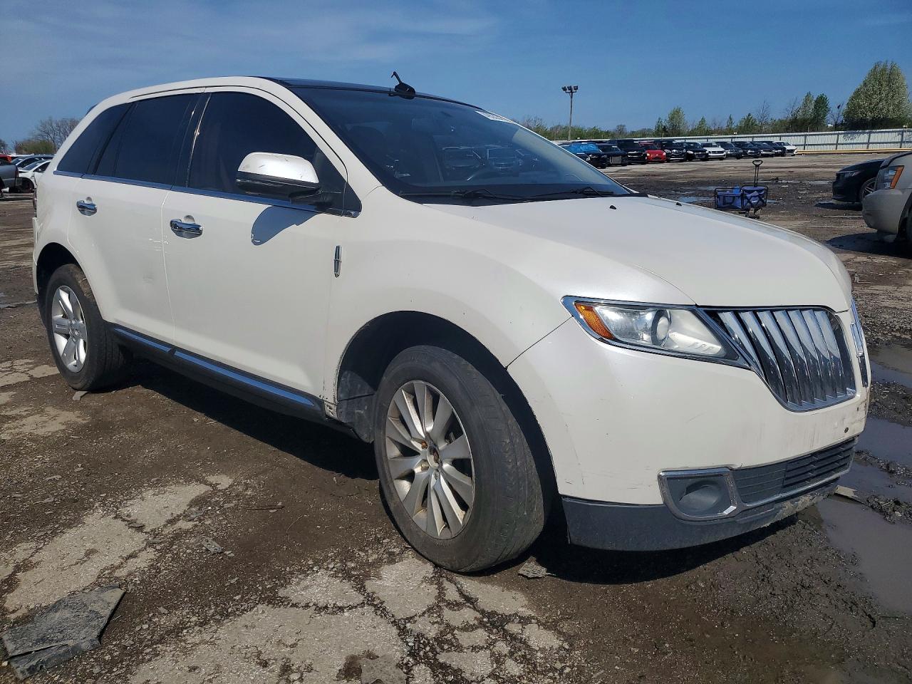 2013 LINCOLN Mkx VIN 2LMDJ8JK7DBL43387 photo 4