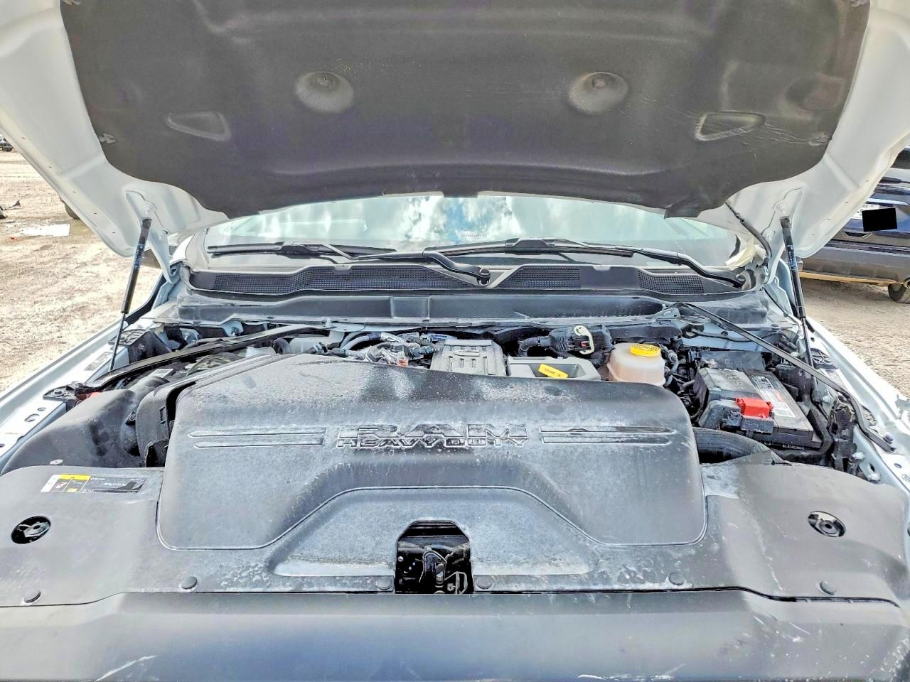 2026 Ram 2500 VIN 3C63R5CL1TG163690 photo 11