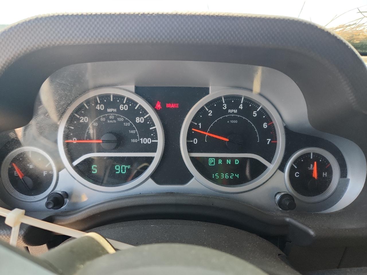 2008 Jeep Wrangler / VIN 1J8GA591X8L576346 photo 9