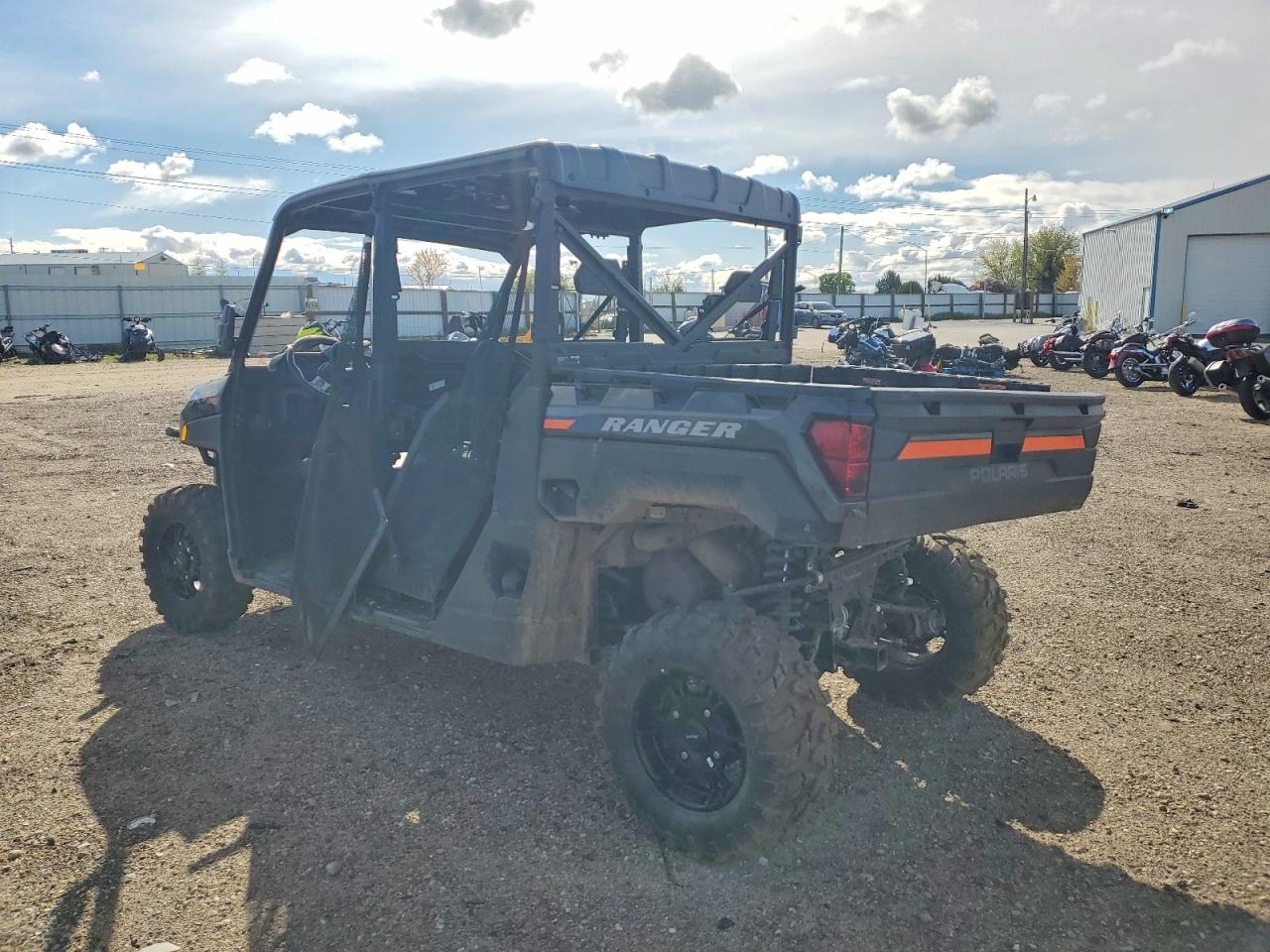 2024 Polaris Sidebyside VIN 4XARSE995R8449258 photo 3