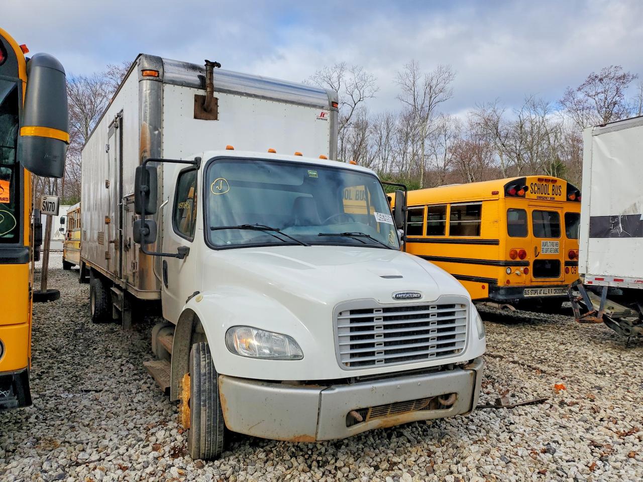 2013 FREIGHTLINER All other VIN 1FVACWDT2DHFB3151 photo 4