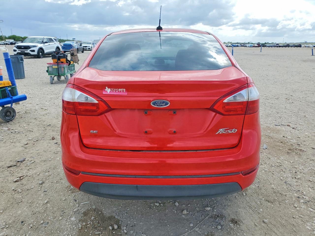 2014 Ford Fiesta VIN 3FADP4BJ4EM227132 photo 6