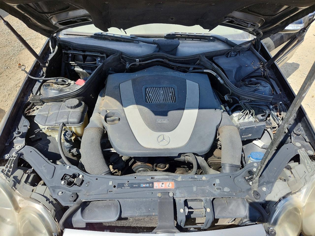 2007 Mercedes-Benz Clk-class VIN WDBTJ56H37F228570 photo 11