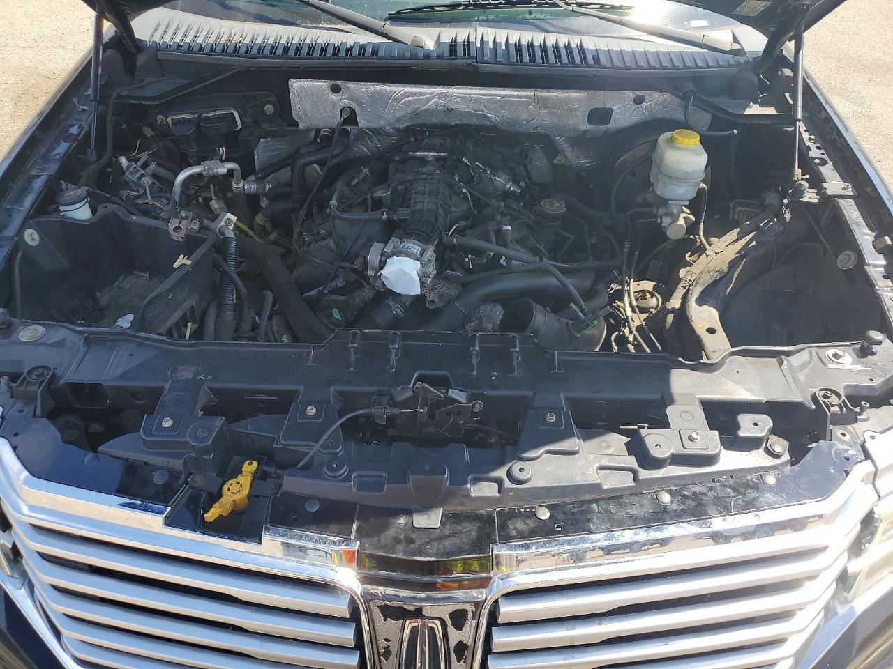 2017 Lincoln Navigator VIN 5LMJJ3HT9HEL03299 photo 12