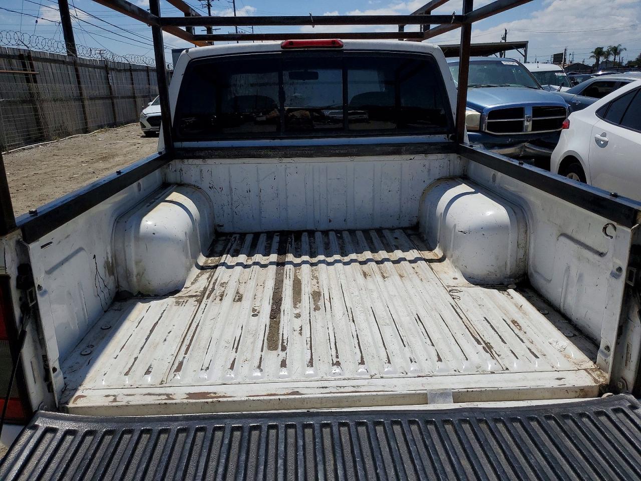 2000 Nissan Frontier VIN 1N6ED27T2YC361517 photo 10