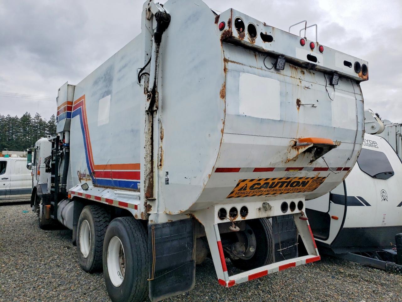 2007 PETERBILT All other VIN 3BPZLD9X37F717686 photo 3