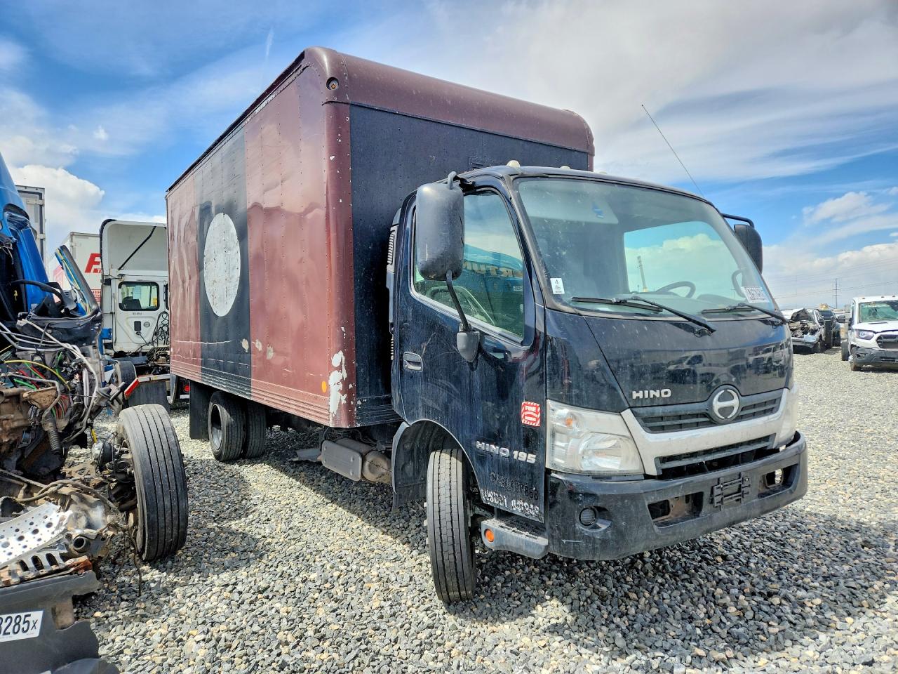 2018 HINO All models VIN JHHSDM2H4JK006720 photo 4