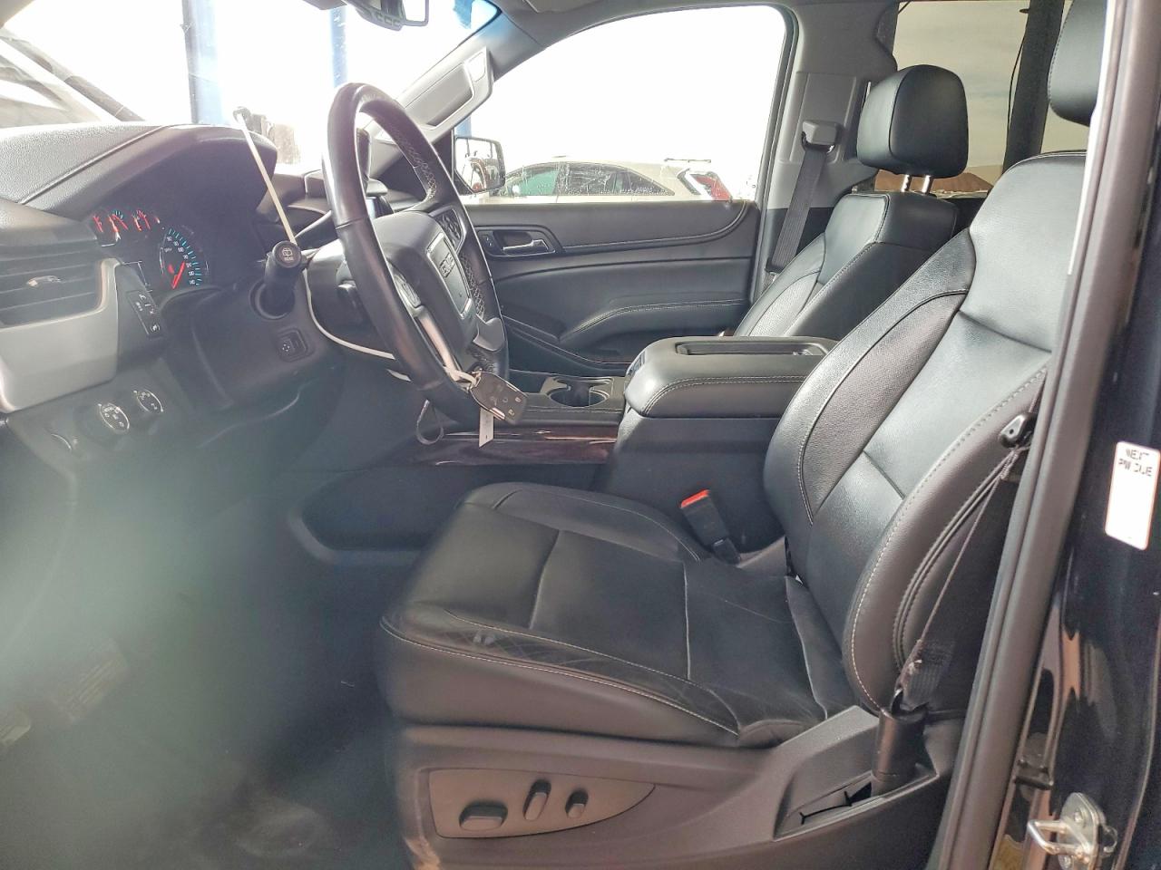2020 GMC Yukon VIN 1GKS2BKC3LR156849 photo 7