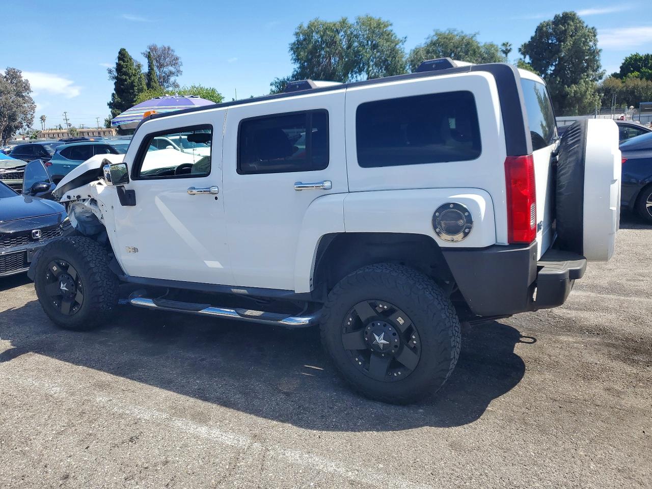 2006 Hummer H3 VIN 5GTDN136768330357 photo 2